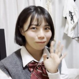 FC2-PPV-4870014 【制服】僕が18歳の時の初彼女とのハメ撮り映像です。138cm32kgCカップの超小柄ボディに中出しをして怒られました。【限定販売】