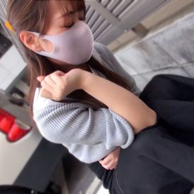 FC2-PPV-4870639 【スリル満点】リモコンバイブを入れて人混みを散歩する美人CA２３歳　我慢の限界が来て路上で痙攣イキするGカップ隠れ巨乳美女　計二回戦に渡る大量中出しハメ撮り映像。※数量限定