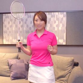 FC2-PPV-4873533 【アスリート】大事な大会のために遠征中のバドミントン選手。 ホテル内エレベーターで二人きりになった際部屋に誘われて性欲発散の手伝いをせがまれました。