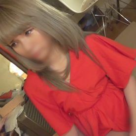 FC2-PPV-4874403 【連続中出し】男が常にいないと生きていけないメンヘラ美容師ちゃん。 彼氏と別れたばかりなのに翌日には別チンポでイキ狂うマゾメス♥