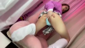 FC2-PPV-4876581 ●●見学店撮影会　スケベなオナニー見せつけ大胆な指入れ挑発