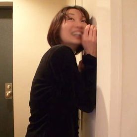 FC2-PPV-4877178 《人妻》性欲強め・ガリガリのスレンダーボディの43歳・熟女◆タマの裏まで可愛がりつつもしゃぶり上げる極上のフェラチオ！生チ○ポで大股開いてイキまくり！